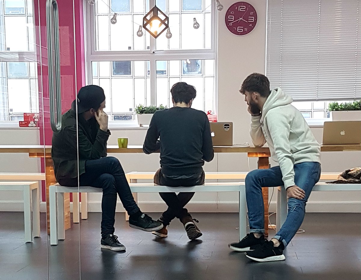 3SIDEDCUBE's tweet photo. Our Creative Clan need a new chief! Know anyone living outside the box? We're looking for a Head of Creative to join the CUBE team! Check it out: https://t.co/UHcPOQB0tN. 🧠🍉
#dreamjob #Techjobs #headofcreative #apps #agency #Hiring #Jobs #agencyjobs #creativejobs https://t.co/HOyZBF6Woj