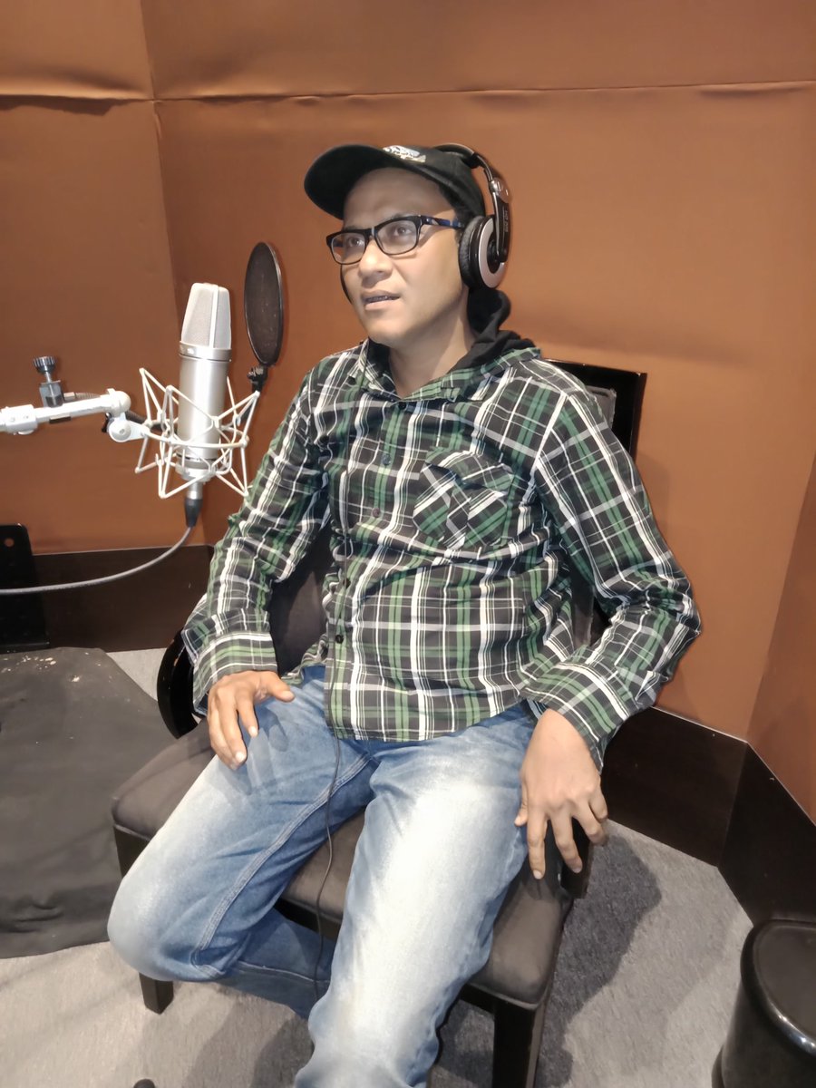 PushprekhaInt's tweet photo. #First_Day #Dubbing_Session
@TritioAdhyay, A @michiganframe Film.
@PushprekhaInt
@itsmeabir @paoli_d @Abhijit_R1801 @ssoumyamajumdar https://t.co/Z9UAsV3wc2