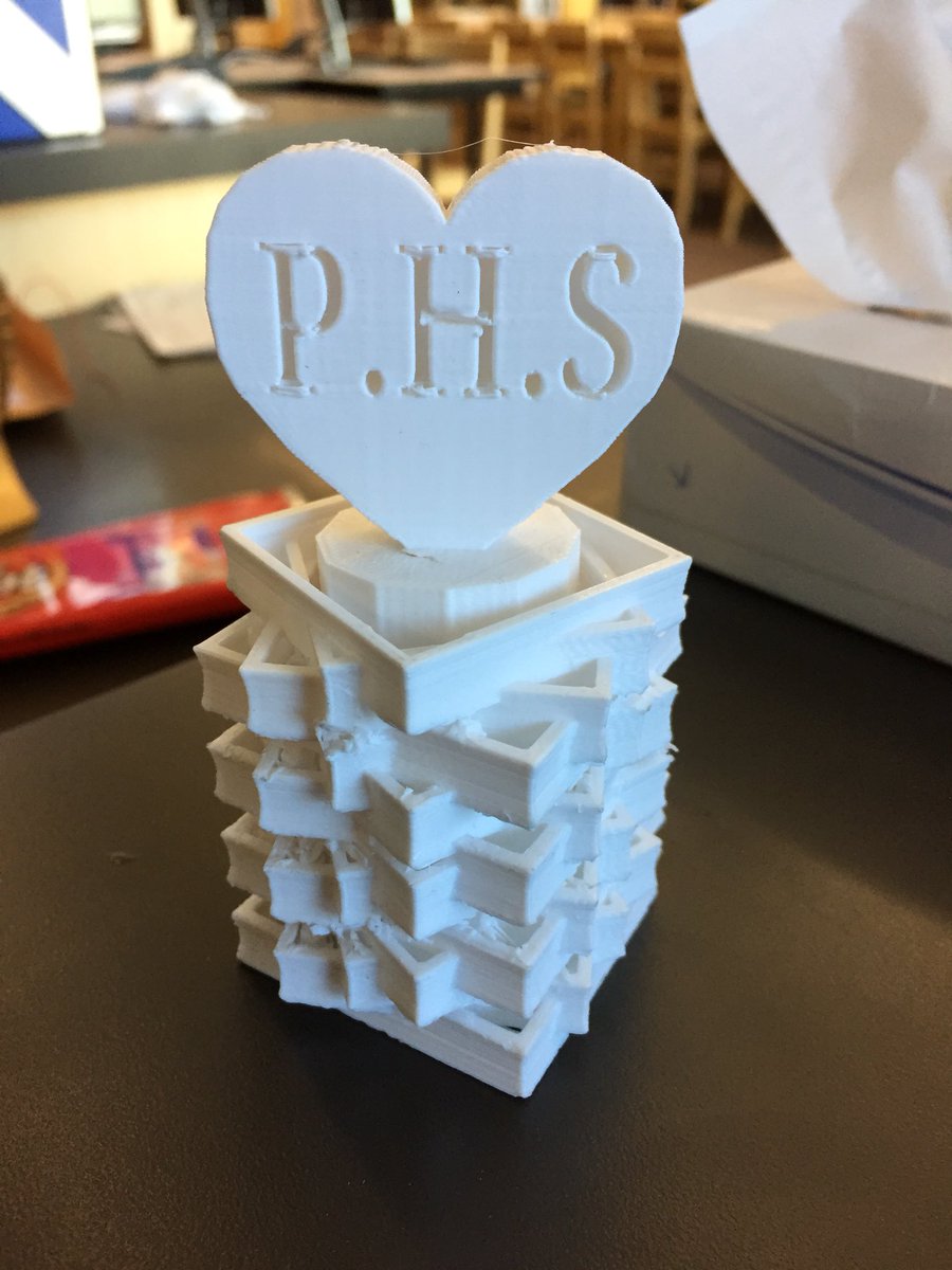 PHS_Library_'s tweet photo. Congratulations to our first ever 3D Design Contest winner, Jorden Davy! #jusdmakers #JUSDShares #dremel3dprinter https://t.co/FBp7bzNuyN