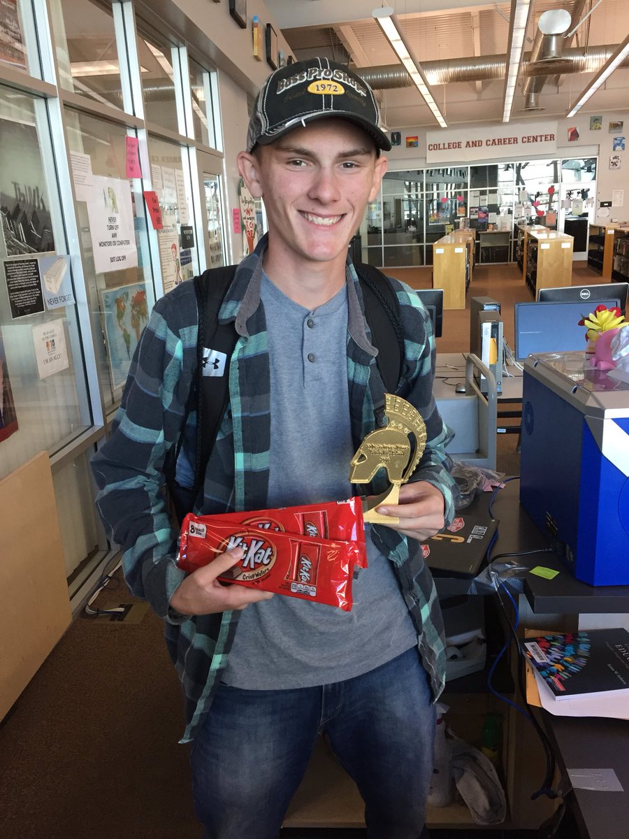 PHS_Library_'s tweet photo. Congratulations to our first ever 3D Design Contest winner, Jorden Davy! #jusdmakers #JUSDShares #dremel3dprinter https://t.co/FBp7bzNuyN