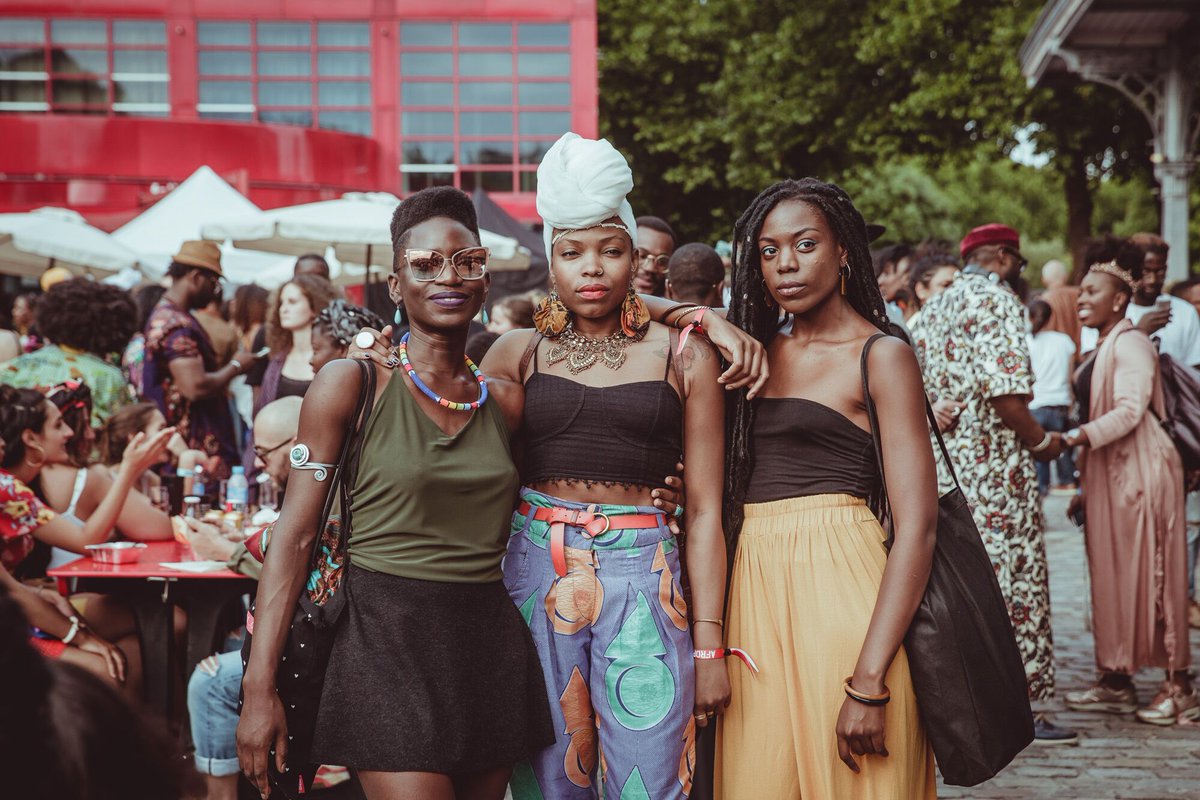 afropunk's tweet photo. Paris!! N'oubliez pas de réserver vos billets pour AFROPUNK Paris 2018!  ➡️  https://t.co/oPoNEDOVT4 📸: Alexandre Fumeron https://t.co/LGwKfbvHPy