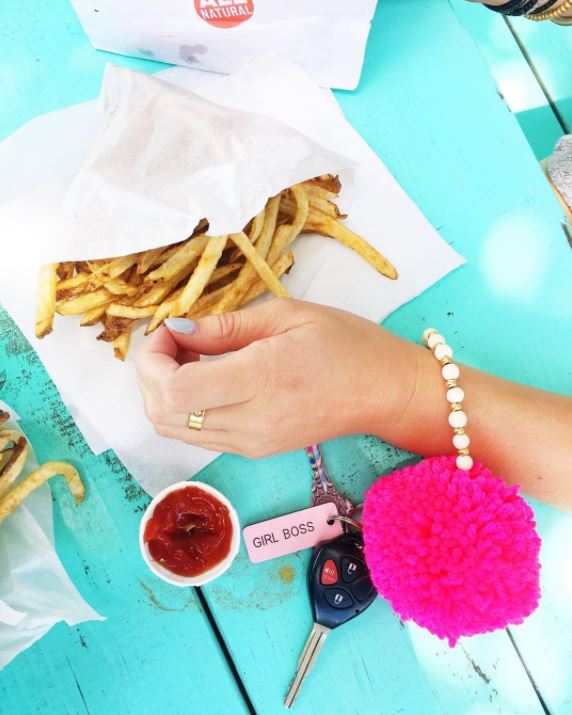 KeepAustinEatin's tweet image. Regram from @beadedbyw   "Our kind of FRYday 😊 #BeadedbyW #pompomkeychain" with our local awesome @p_terrys  !! Love ya'll!