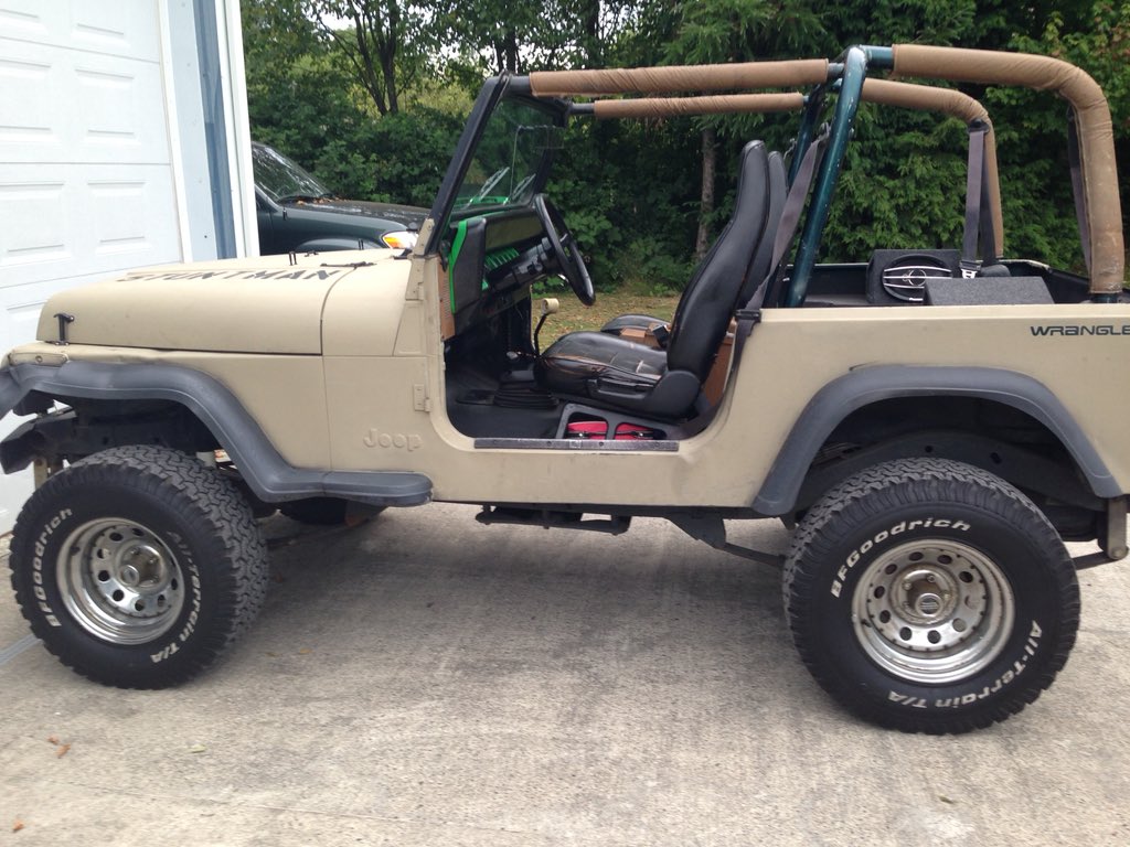 This old #YJ is where it all started! #JeepObsession #JeepLife #JeepMafia #Throwbackthursday <a href="/Jeep/">Jeep</a>