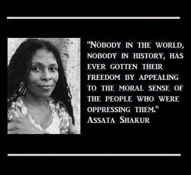 BlackUnityNow1's tweet photo. Happy Black History Month!!! Today we Celebrate &amp; Salute Sister Assata Shakur!!! #BlackHistory #BlackQueen #BlackExcellence #RevolutionaryWarrior #BlackLivesMatter #BlackLiberationNow #BlackUnityNow https://t.co/BajBA8EefB