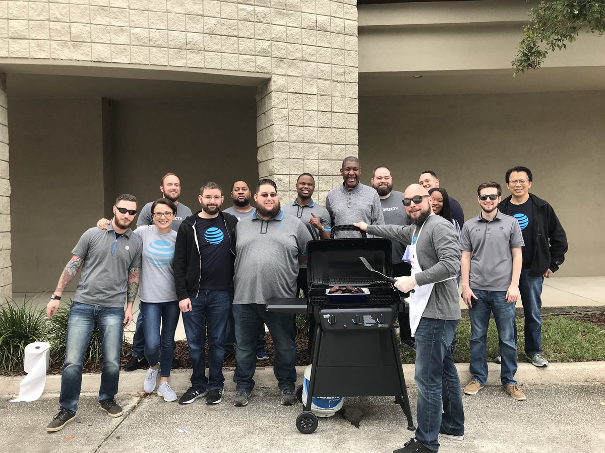 Vanja_Naceva's tweet photo. TOP 10 Recognition!!!! #lifeatatt #loveatt #bestteam @ATTjaxbeach @teamgrayT @paul_woodbine @ATTRiverCity @PabloCreekJAX @TheSouthsideATT @RegencyRoyals https://t.co/GQGQlvMdYy