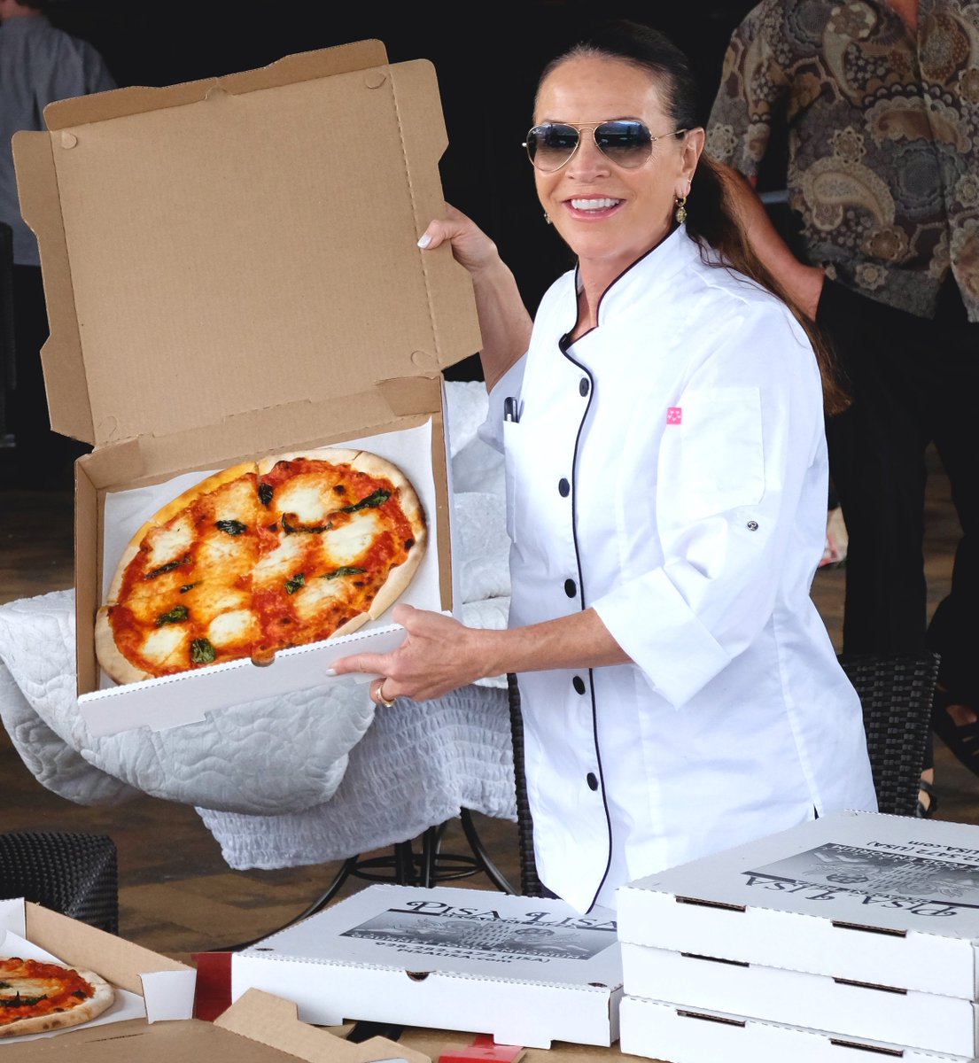 cheflisadahl's tweet photo. Happy #NationalPizzaDay aka the best day of the year! What's your favorite #pizza topping? #PisaLisa #SedonaEats #Friday #Foodie https://t.co/xa7ZakMnpp