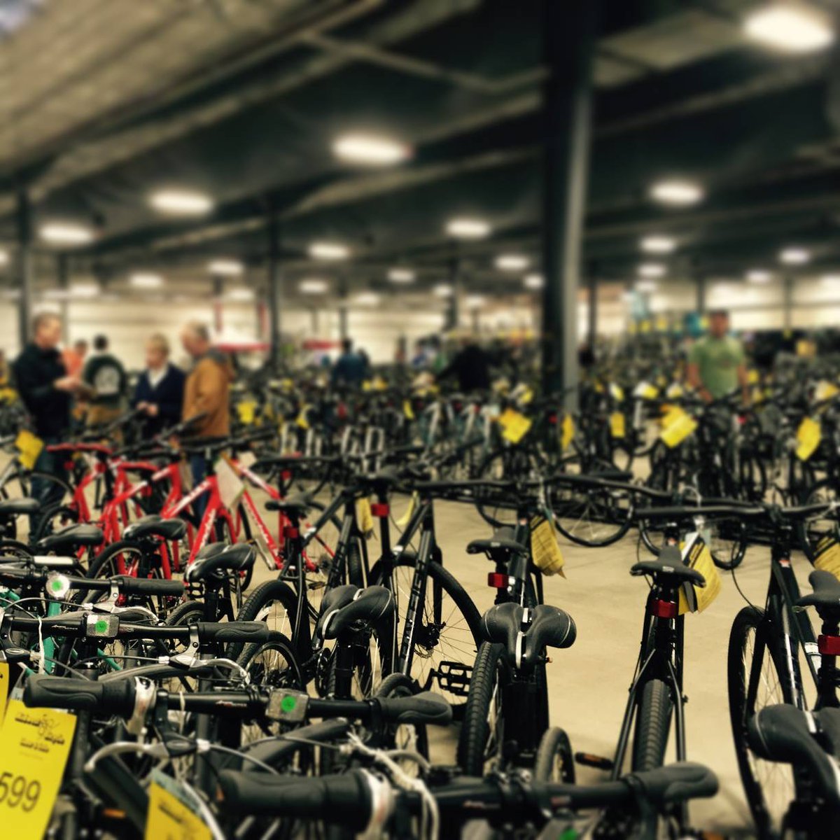 budgetbicycle's tweet photo. #springiscoming March 9th 10th &amp; 11th #midwestbicycleshow #bikeorama #midwestbikeshow #bikemadison #madisonwi #explorewi https://t.co/yguot0zIbE