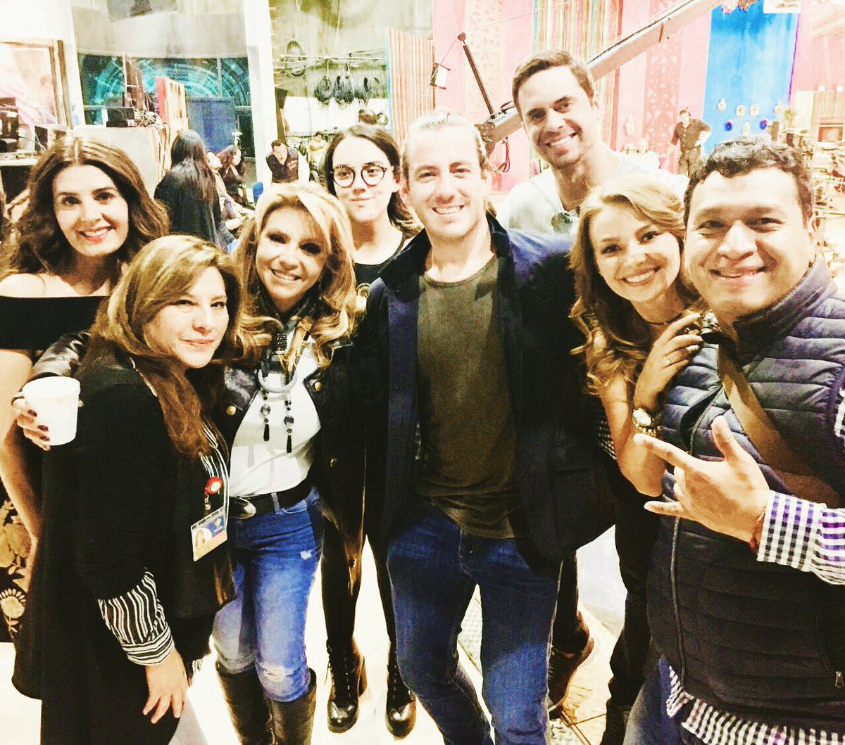 Daniela Castro tweet media