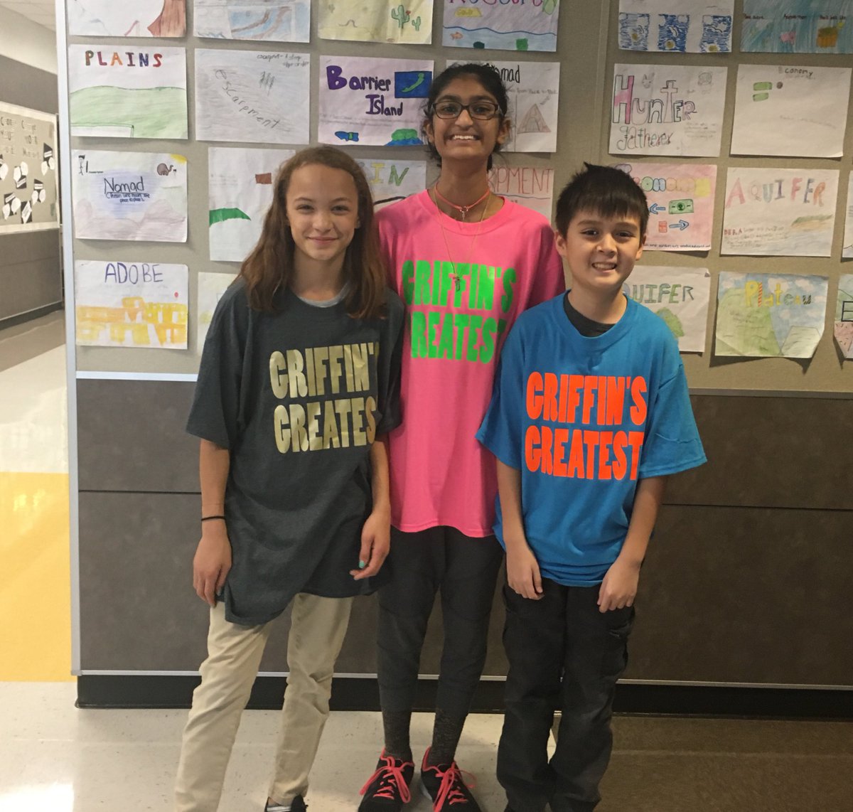 KarenHendrix1's tweet photo. I feel so lucky to have 3 of Griffin’s Greatest in one great class! Amazing seventh graders! @Griffin_MS @Amy_Boughton https://t.co/cXXe1pXI3N