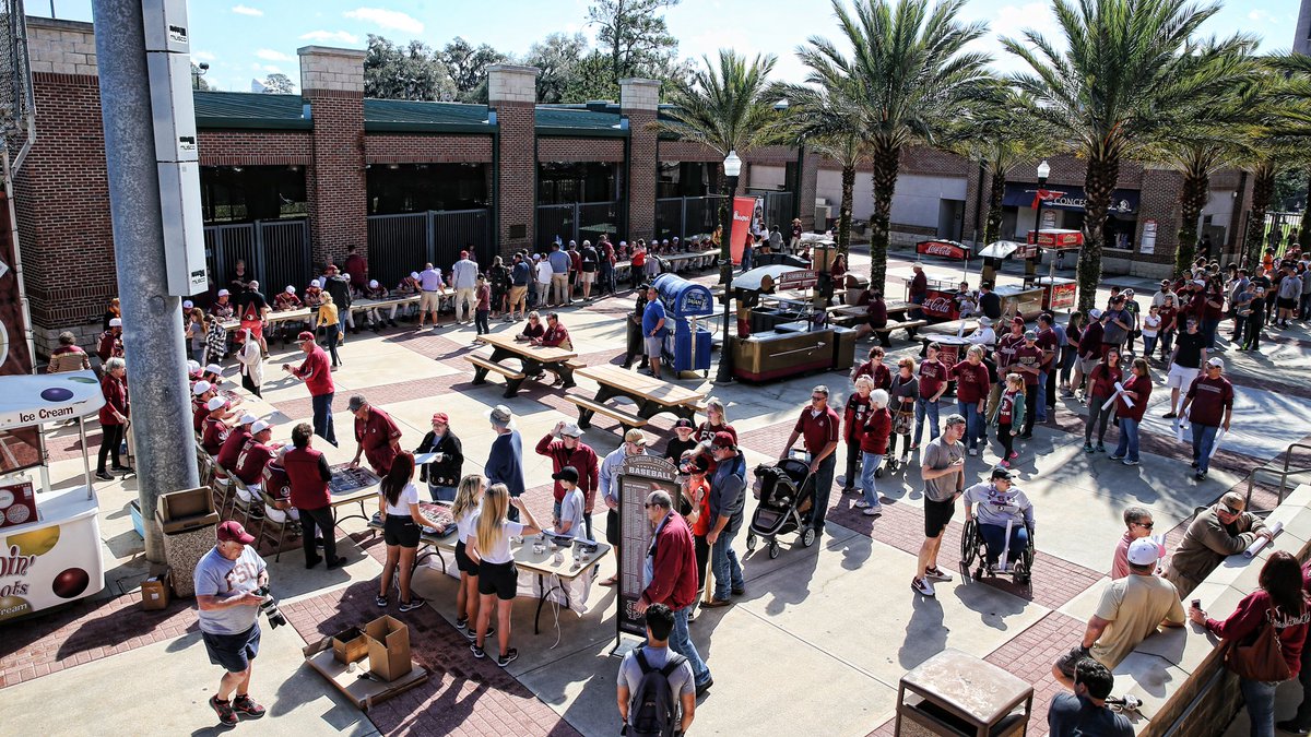 FSUBaseball's tweet photo. Please note that there is a "one item per player/coach" rule for the autograph session at Fan Day tomorrow. 

We ask that you please limit just one signed item per player. Thank you! https://t.co/GRglIt3aDh