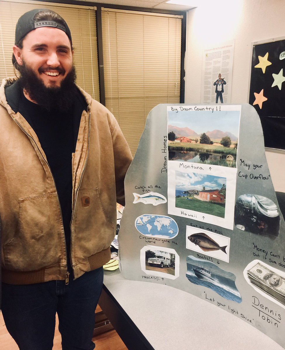 SBBC_SM's tweet photo. Change is fabricating a custom vision board in College Success. Way to go Dennis! #SBBCSantaMaria #SBBCollege #Goals #Dreams #Achieve #HVAC https://t.co/Lppj9rktdw