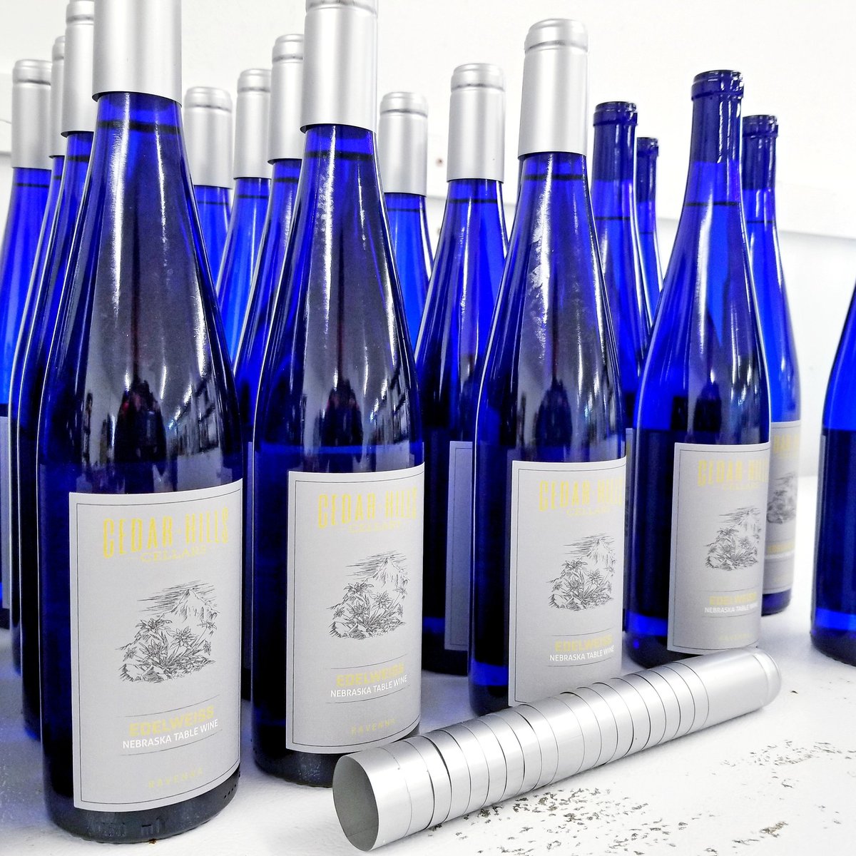 cedarhillsvines's tweet photo. New Edelweiss labels! Whatcha think?!?! https://t.co/NdVVYlleGe