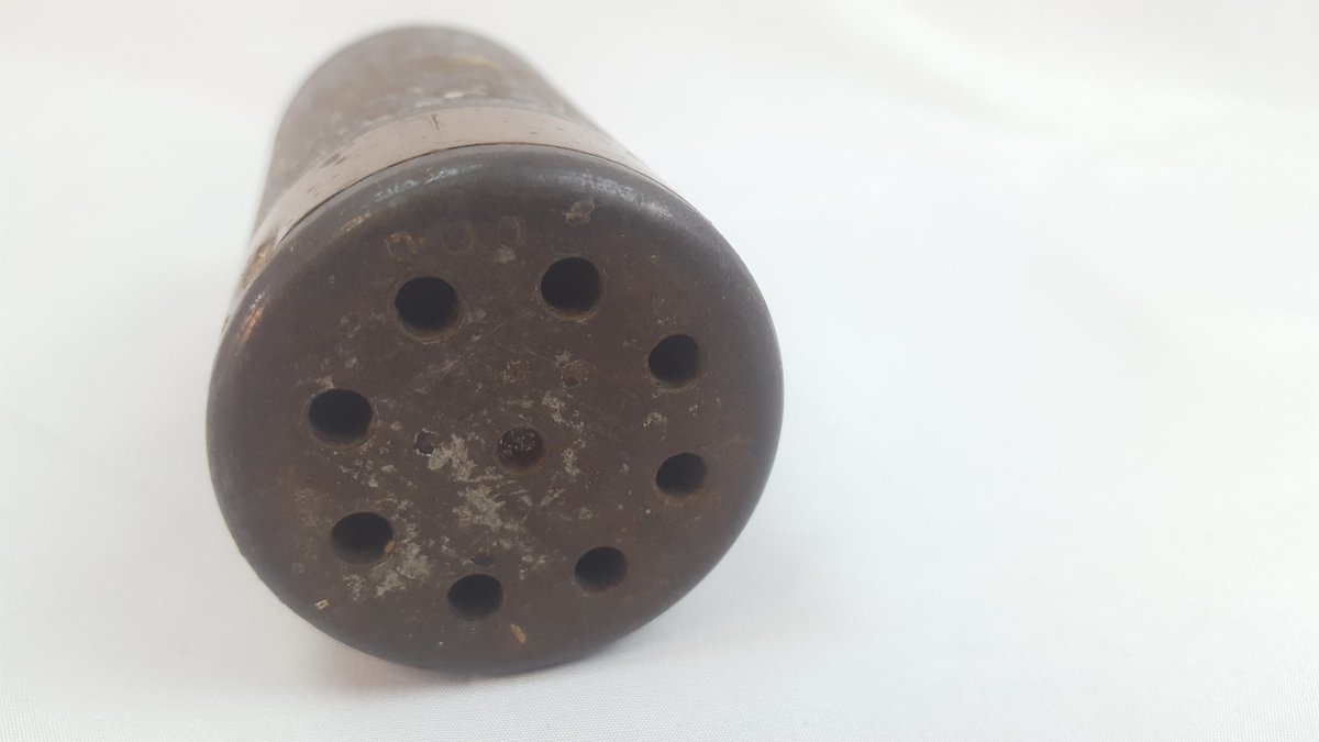 WW2_Collection_'s tweet image. WW2 Japanese Knee Mortar Round With Rare Bakelite Transportation Fuze. 100% Inert.