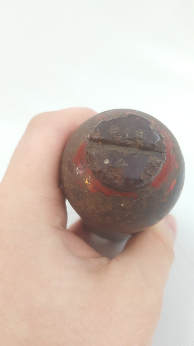 WW2_Collection_'s tweet image. WW2 Japanese Knee Mortar Round With Rare Bakelite Transportation Fuze. 100% Inert.