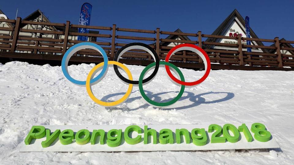 Bail_HotlineCA's tweet photo. Who else is looking forward to the #pyeongchang2018 #winter #olympics today ? 😁 https://t.co/bZaWbv4Tp8