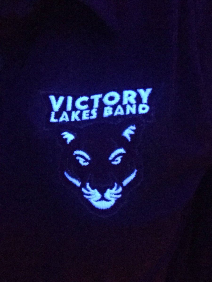 VLIBand's tweet photo. #fineartsfun #iloveband #glowingpantherband #workhardplayhard #teamworkmakesthedreamwork @CCISD_VPA @vlinews https://t.co/6AfVjF4626