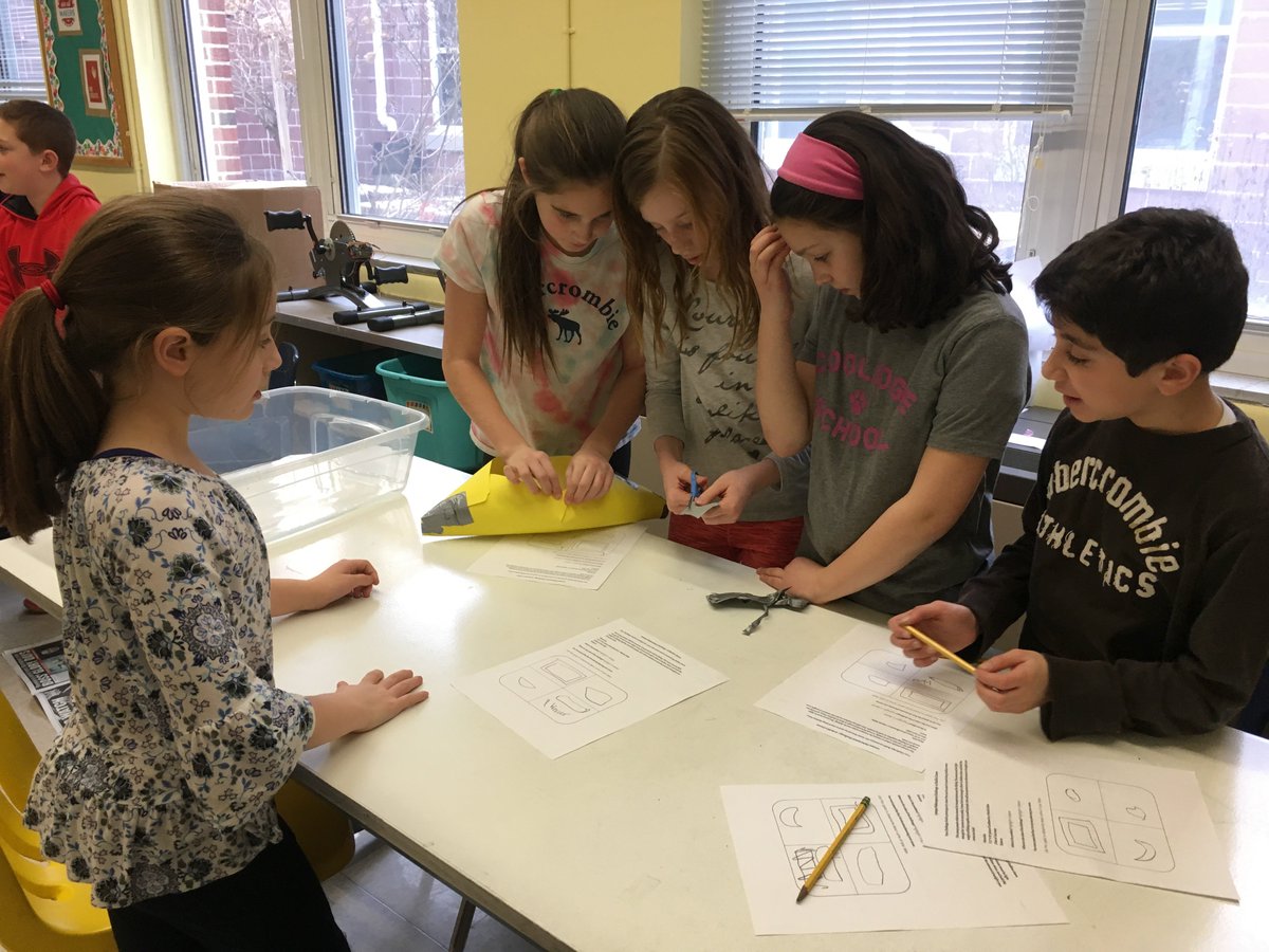 levinejcoolidge's tweet photo. The Lenapes had a number of problems.  4T came to the MakerSpace to figure out how to build a canoe, a tool or a shelter and then reflect on the process! There was some great thinking going on! @levinejcoolidge https://t.co/wUEW8LGp6T