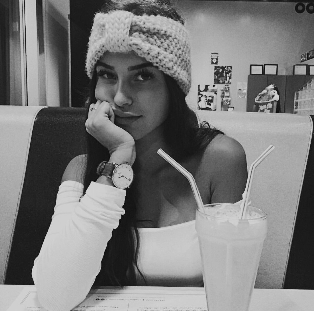 fairyprincss's tweet photo. She's my angel. https://t.co/6Soa0BaWOB