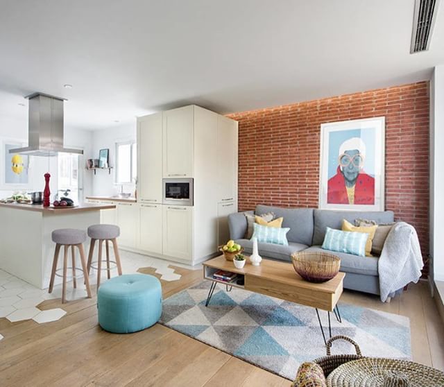 decoesfera's tweet photo. Lo último en https://t.co/2AykloWtEo es: Nos encanta este diseño juvenil y funcional de @egueyseta para un #apartamento que se encuentra en el Eixample barcelonés ❤️ •
•
•
•
•
#decoesfera #deco #decoration #decor #home #style #design #interiordesign #instahome #instades… https://t.co/Vc094Wbv6o