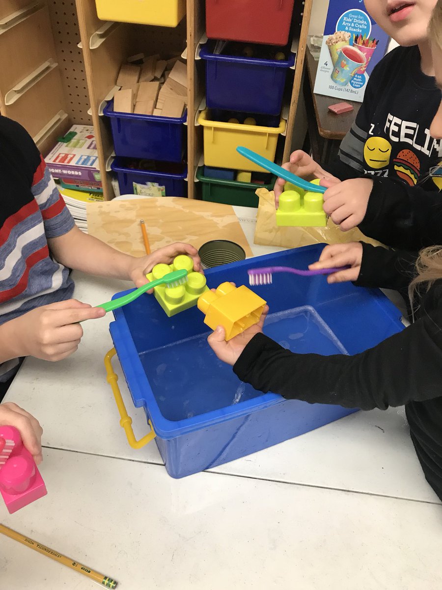 AndreaShevon's tweet photo. #DentalHealth #gle#IteachKinder#stationfun https://t.co/zzTIo14kMy