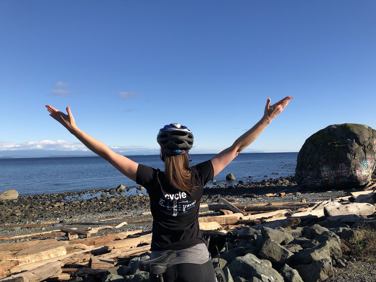 Islandjoyrides's tweet photo. Campbell River on a Friday in February. Pretty darn wonderful. 
#CampbellRiver #awesome #Cycling #sunshine #VancouverIsland https://t.co/iDWZja0gNG