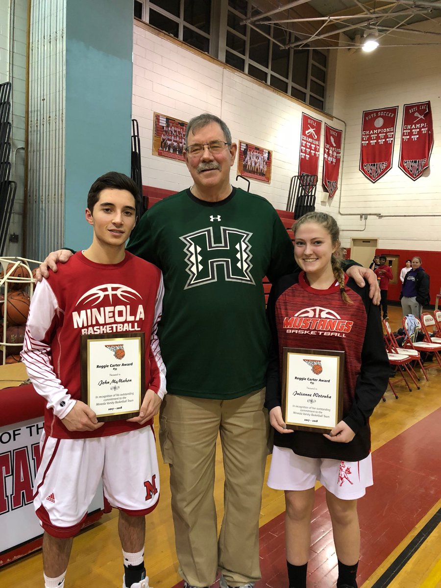 Congratulations to the 2018 Reggie Carter Award winners Julianne and John (pictured with George Ritter, former teammate of Reggie at the University of Hawaii) 🏆