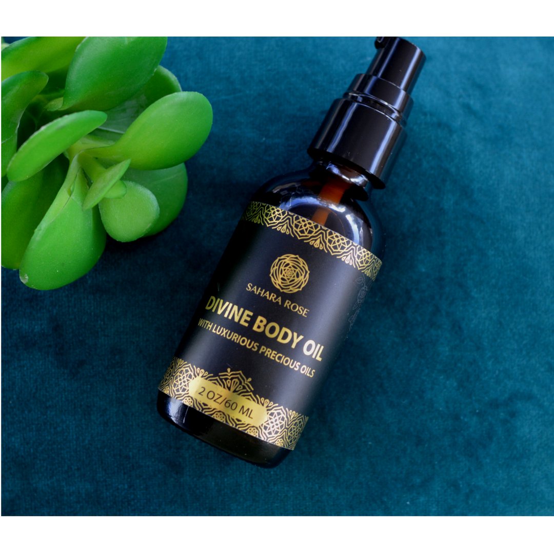 sahararosebot's tweet photo. With a combination of regenerating Prickly Pear Seed oil and lipid-replenishing Argan oil and enriched with Sweet Almond oil, jojoba oil and Plum Kernel oils, this blend is Divine, Nourishes, Softens, Regenerates &amp; Replenishes Dry feeling skin.
#sahararose #GreenBeauty https://t.co/IxqeTojN1g