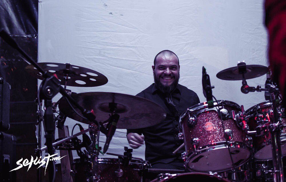 Setlist_me's tweet photo. El regreso de @losclondementto en el #C3Rooftop de @C3Mexico @TragosDeRock https://t.co/9lUv4TZDrz #Clondementto https://t.co/e2Z2ELhS6X