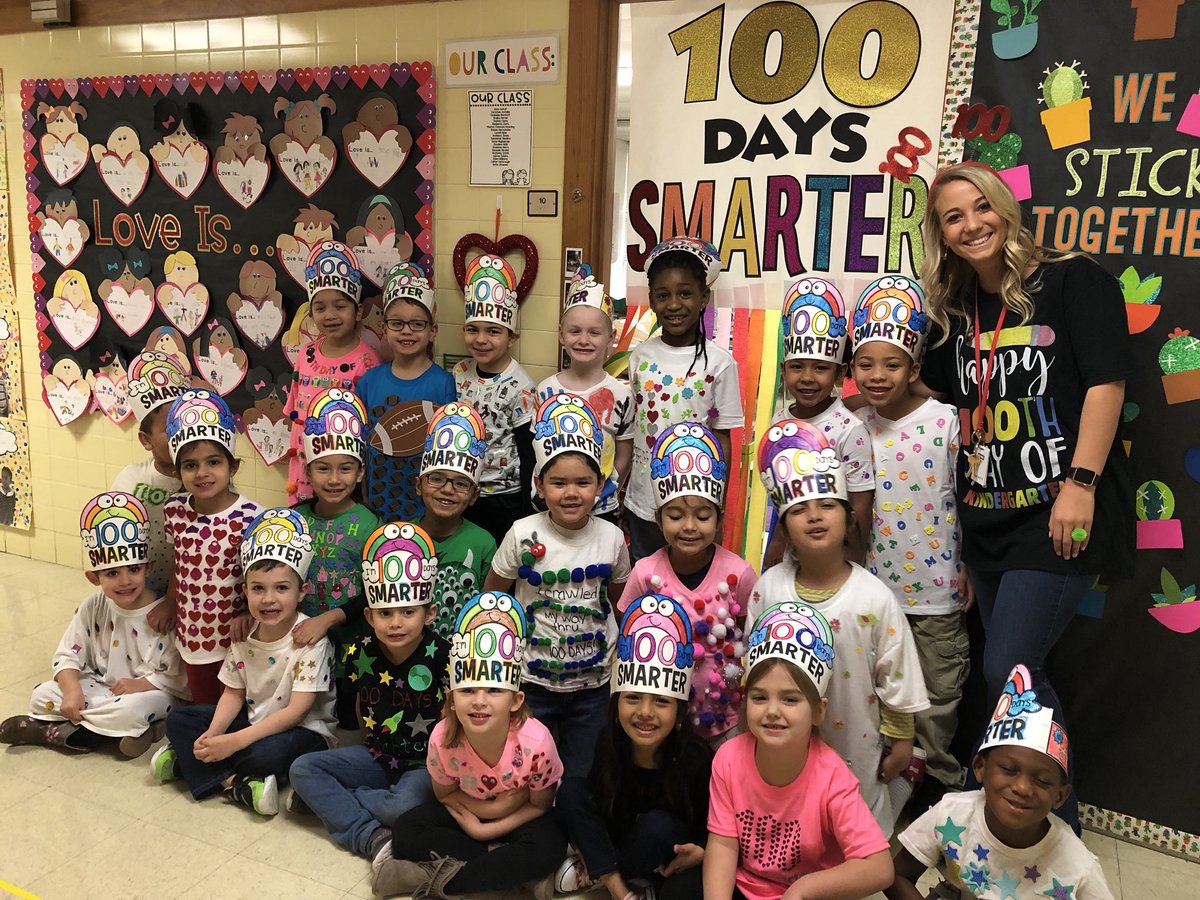Swanson_Kinder's tweet photo. 100 days smarter!! ❤️🧡💛💚💙💜 #ruthes #mesqisd https://t.co/PJ7fLGUrJY