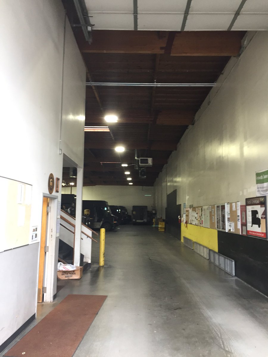 #GrowthFriday, making the ops site rounds to ensure communication for our customers remains fluid #planforsuccess @paulevansups <a href="/NesSeman9/">Nes Seman</a> @LieuNathan