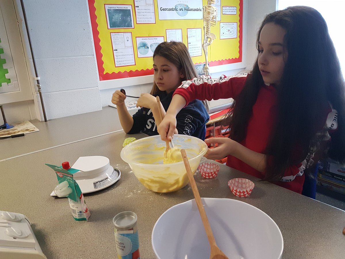 TheChadderton's tweet photo. Perfecting our baking. #prep4 #prep6 #fmpsDT #chadderton https://t.co/fZyQLw1TmK