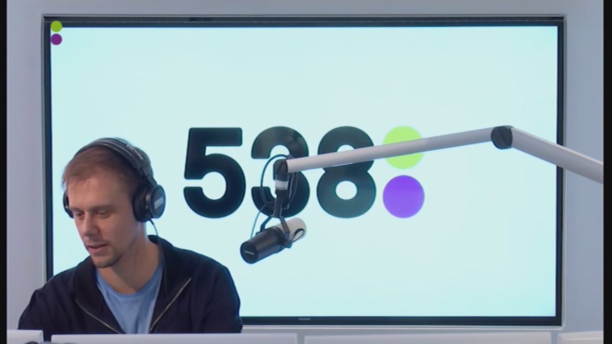 sonjamulder's tweet photo. Nu op @538 @asot met #ASOT85OPart3 #FanSpecial met @arminvanbuuren en @rubenderonde #BeInTheMoment https://t.co/n2aMLh2Ozg