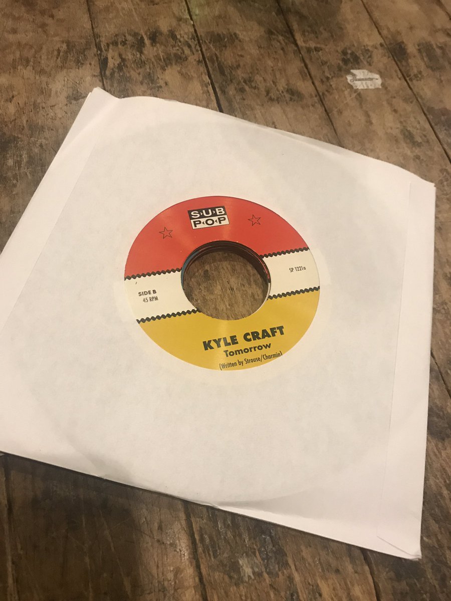HomersMusicNE's tweet photo. Free 7" with purchase of new Kyle Craft vinyl or CD "Full Circle Nightmare. Limited quantities. #HomersMusic #HasTheVeryBest #Swag https://t.co/KhNpM9Ctqh