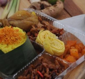 Pesan catering nasi box di dekat Menteng Atas Setiabudi, jakarta selatan dapurcitra.com/2018/02/09/pes…