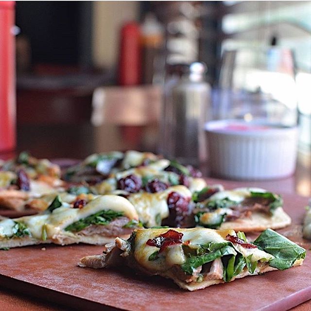 Theshavedduck's tweet photo. It’s national #pizzaday! Celebrate with one of our spectacular #flatbreads. #nationalpizzaday #stleats #shavedduck #yum #stlrestaurants #southcity #stlfoodie #stl #stlouis #pizza #stlbbq #saintlouis #meat #cheese https://t.co/gpQqUZRVZo
