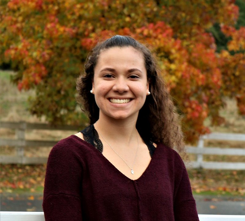 LakeWashSchools's tweet photo. Eastlake student volunteers her way to Prudential Spirit of Community Distinguished Finalist award: https://t.co/1n4r18AsuX #WSPS @RelayforLifeEHS https://t.co/vuB6OjMonV