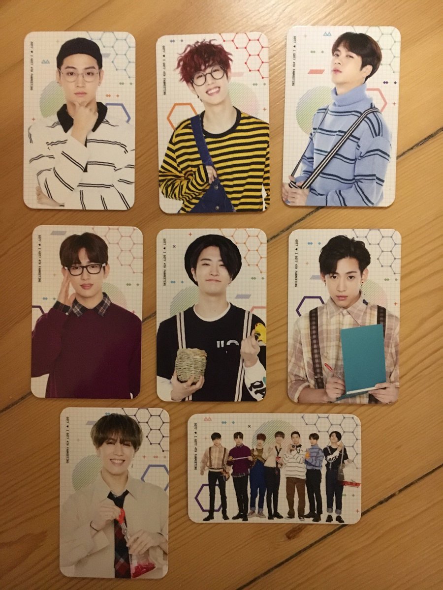 hiiimlissi's tweet photo. #Got7 4th fanmeeting goods to meeeee!!!
- Socks
- Hot pack
- Photocards
#Got7trash 😝 https://t.co/To3JmLGpTz