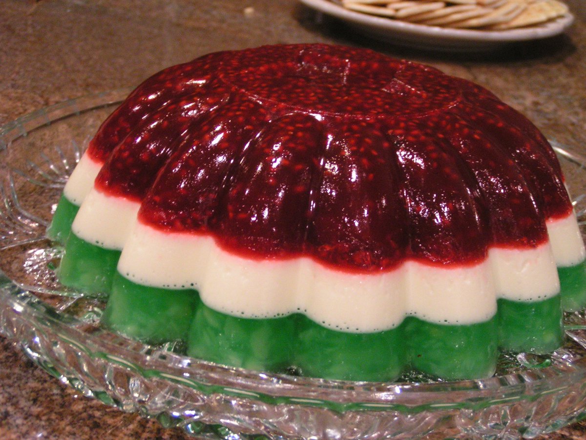 GeneseeLife's tweet photo. Kick-off National Jell-O week with us this Sunday on @GeneseeLife when our guest is Lynne Belluscio, director of the Historical Society of LeRoy, NY--birthplace of Jell-O. Tune in at 8:30 a.m. on @WBTAi  and on-demand at https://t.co/U7x0Ul8jYB. https://t.co/Y59u6IO2Kw