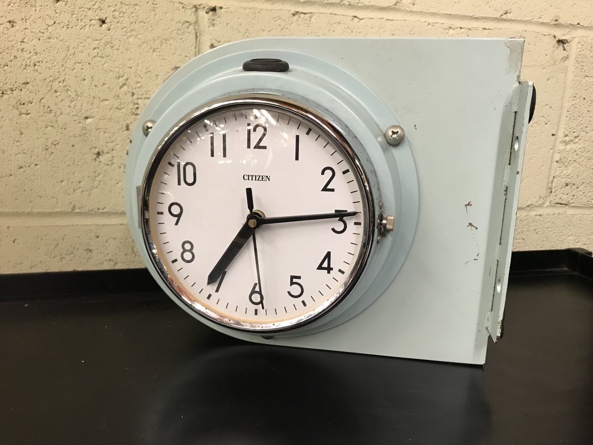 AntiqueMarketCA's tweet image. Come in to see our great selection of vintage style wall clocks.
On Sale now: 25% Off!
antiquesdirect.ca 

#vintageclock #vintagewallclock #oddities #vintagevancouver #antiquesvancouver #salevancouver #furniturevancouver #antiquemarketvancouver