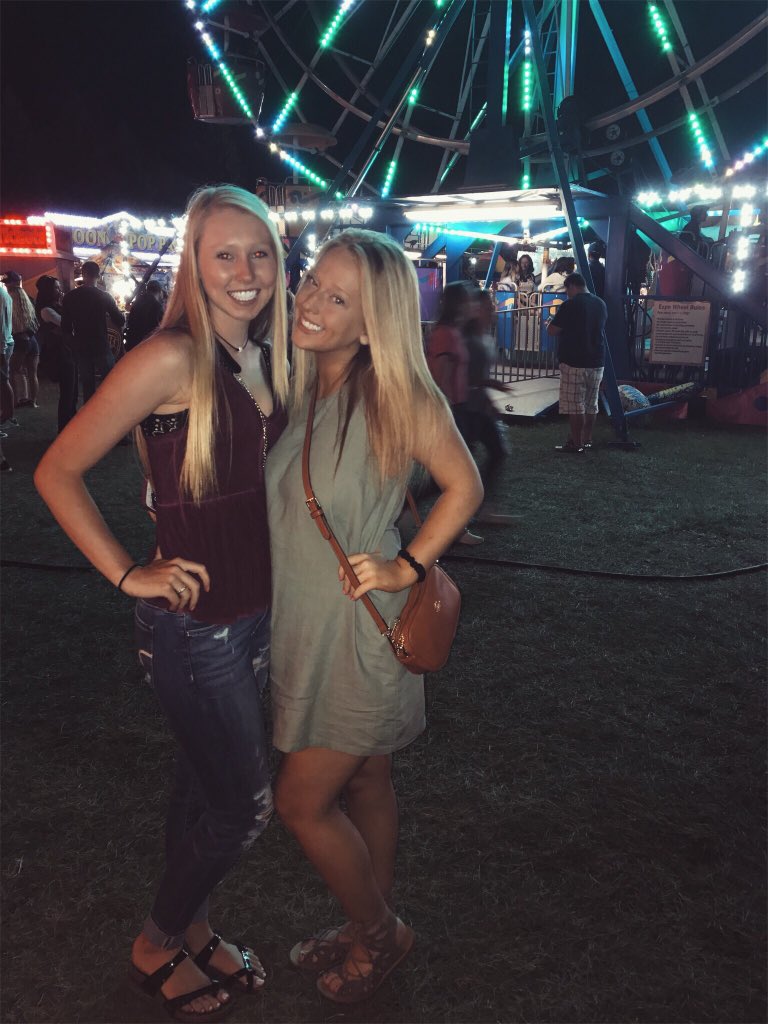 annaadavidson's tweet photo. Happy birthday simmer @megansimonet I love you ohhhhh so much ❣️can't wait to see u later 😘😘 hope you've been having the best day ever you deserve it!!!!!!!!!!!!! https://t.co/MlArm90h0H