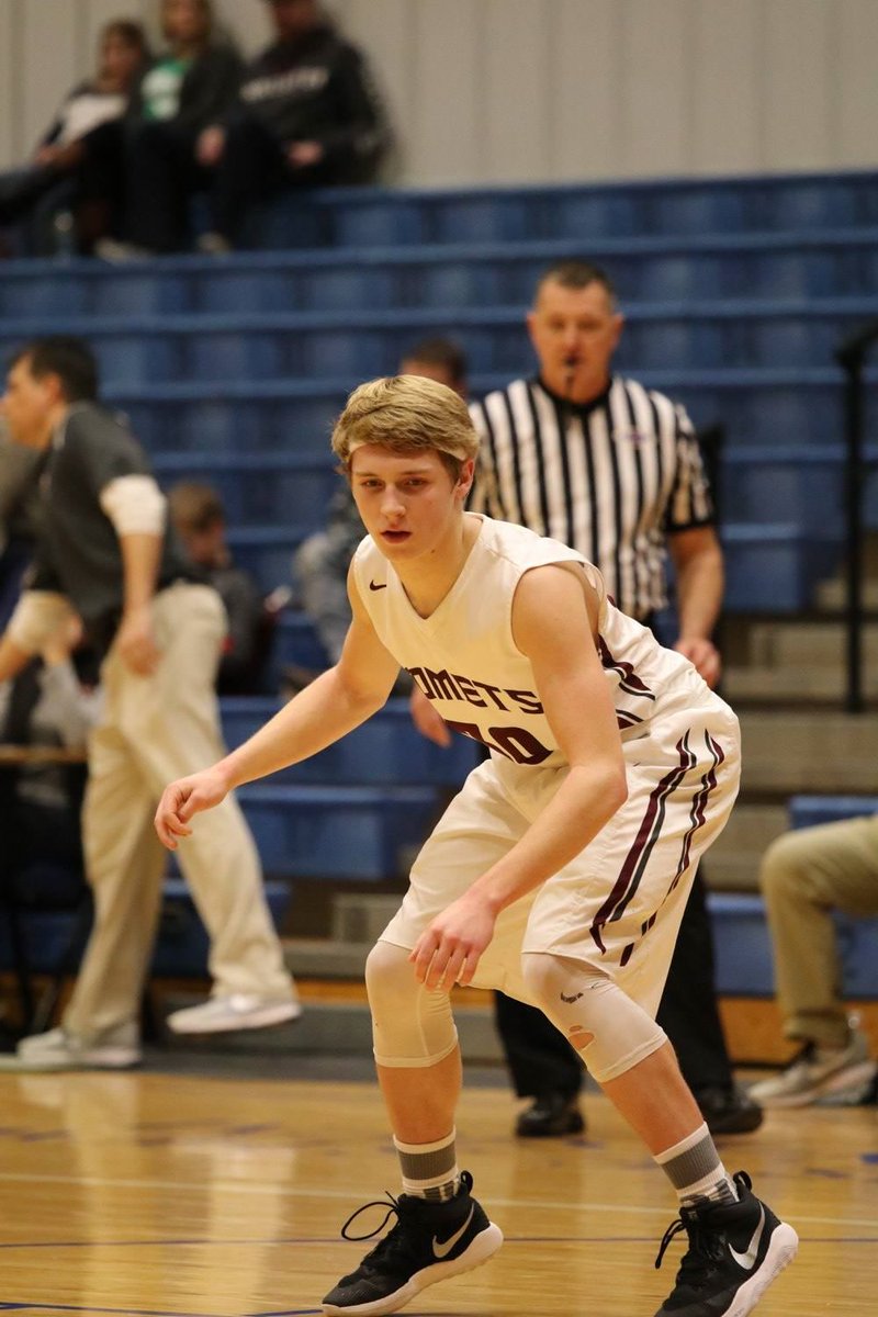 WCcomets's tweet photo. Saturday night (02/10/18) will be SENIOR NIGHT. Join us as we recognize our lone senior, Tanmer Glancy. #COMETPRIDE 
Game is against Bath County. https://t.co/DsC9UdQCIv