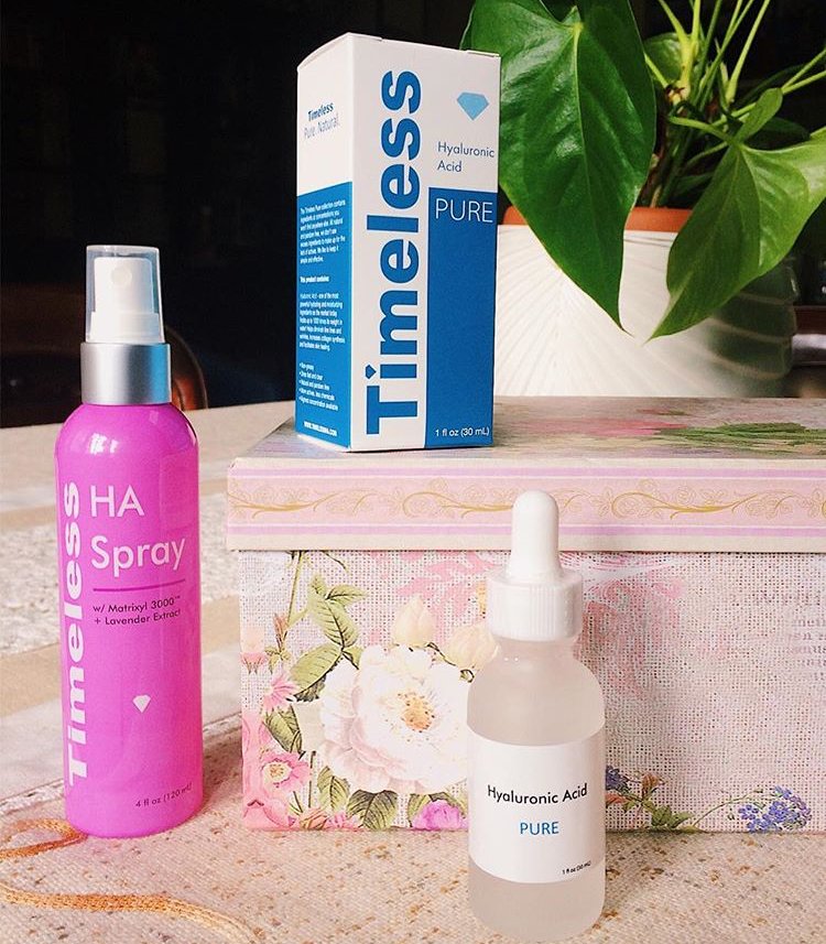 timelesshaskin's tweet photo. The perfect duo for dry skin, our Hydrating Rose Spray & Pure Hyaluronic Acid! Both contain our favorite hydrating ingredient; can you guess what it is? 😉 https://t.co/4HuyBhkxnL #hyaluronicacid #skincare #skincaretips #TimelessSkinCare https://t.co/anvC7gJEv0