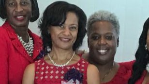 principalvoices's tweet image. Happy Birthday to my back, Dr. Edwina H. Bell, the deuce of the FSU @KEDST_1973 Fall 89 Line! I love you line sister! #KEMade @MsCarlaBell @BCACDST