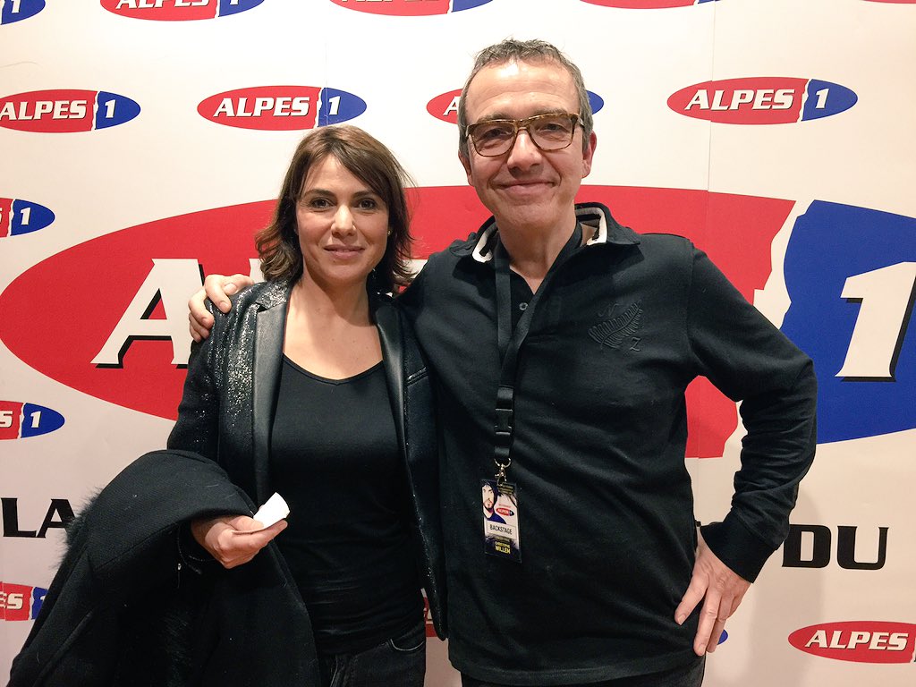 LaetiAllemand's tweet photo. #Alpes1 a soufflé ce soir ses 25 bougies 🤗✨🎂! Longue vie et bravo à toute l'équipe pour la qualité de son travail éditorial  ! 
#ThierryMasselis (photo) #GaelPiat #CyrielleMichard #AlexCam #AnnieBorgia etc... https://t.co/1MSVDvk28V