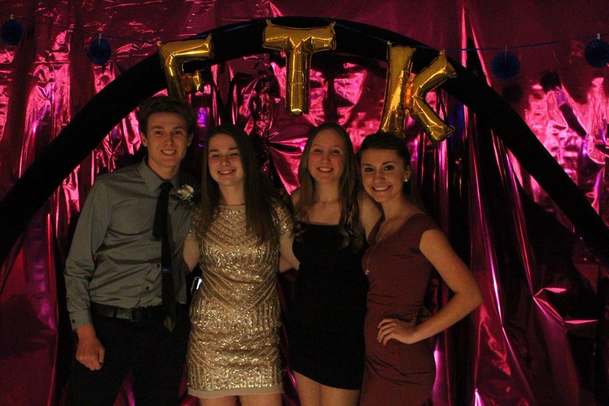 RedLandHS's tweet photo. #RLFTK
#WinterWonderland https://t.co/NCuoYRpGxp
