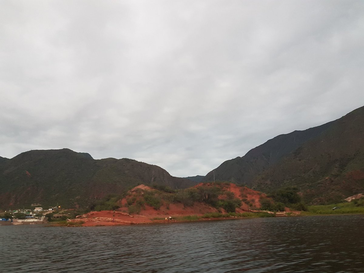 AmoMiRioja's tweet photo. @TripinArgentina @SecTurLaRioja @delpinoalvaro @Dolosuilar @ruterosarg @VisitArg @MinTurismoAR @fgarciasoria @natgeomundo @cvcviagens @triplookers Ésta tambien es #LaRioja . Entre La capital y Sanagasta  por la ruta Nac 75 está  el Dique los Sauces donde se disfruta del calor riojano 
#LaRiojaEsChayaEnFebrero 
#LaRiojaTodoElAño https://t.co/mBIGTDWlKx