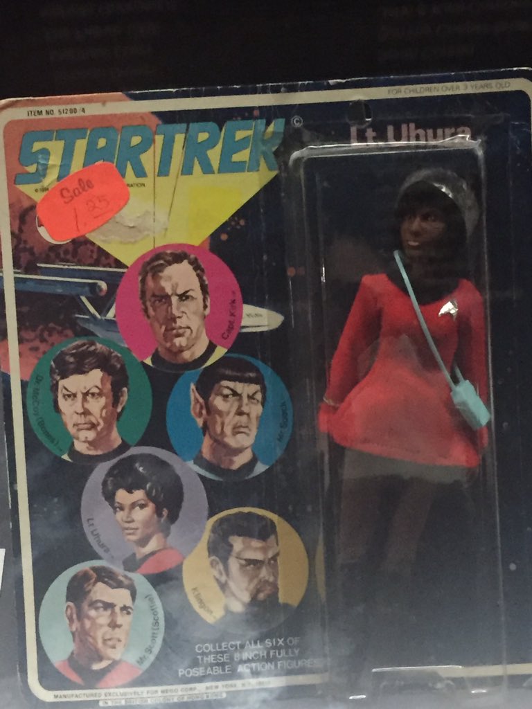 Smithyshere's tweet photo. Wonderful celebration of the #AfroSupaHero champions we've loved in #movies &amp; #TV - @StarTrek @NichelleIsUhura @bbcdoctorwho @FreemaOfficial #Blakes7 #JosetteSimon @starwars @JohnBoyega with amazing art by #JonDaniel @BFI #BlackPantherNight https://t.co/h9NNmexyjj