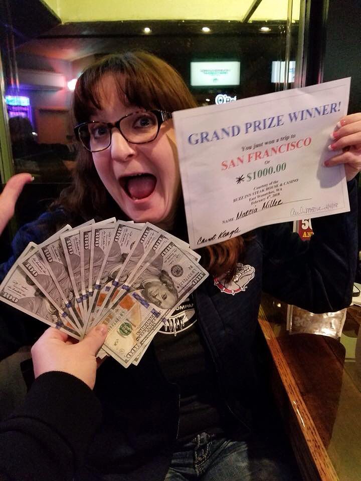 BuzzInnWA's tweet photo. A few of our lucky grand prize winners from the Super Bowl this year! Congratulations!! #watchandwin #buzzinn https://t.co/gpePSq4ijX