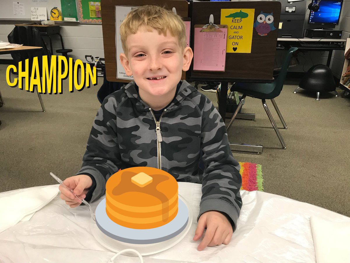debroesler1225's tweet photo. Friday RT with Pancake Breakfast in Room 102. Yummmm! #hungrygators https://t.co/KdxbtSr80f