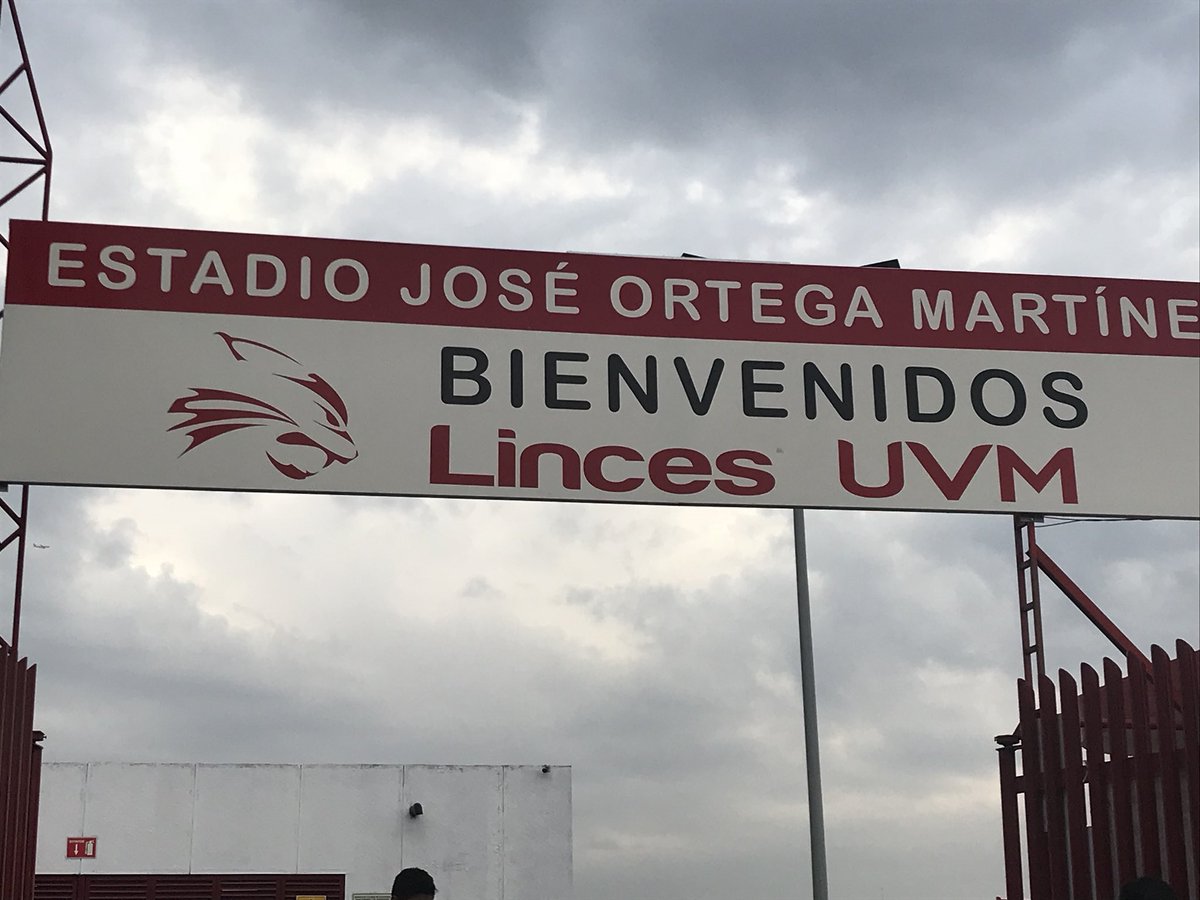 Todo listo en el JOM Lomas verdes Scrimmage Juvenil <a href="/OnefaMX/">TOUCHDOWN</a> @FADEMACoficial <a href="/LincesMex/">Linces México</a> vs <a href="/perrosnegros_Mx/">Perros Negros</a> RT <a href="/Tercer_Cuarto/">Tercer Cuarto</a> <a href="/Senteins/">Ernesto Senteins</a> <a href="/Billopirata/">Luis M. Caballero</a> <a href="/mundodelovoide/">Mundo del Ovoide</a> <a href="/tackleo/">tackleo.com</a> <a href="/ZonaNeutralMEX/">Zona Neutral MEX</a> <a href="/EmparrilladoMX/">Emparrillado</a> <a href="/Joslar46/">Jose Luis Ayala | JOSLAR</a> <a href="/touchdown760/">TOUCHDOWNPLUS</a> <a href="/Primeroydiez/">Primero y Diez</a> @TotalSportVideo
